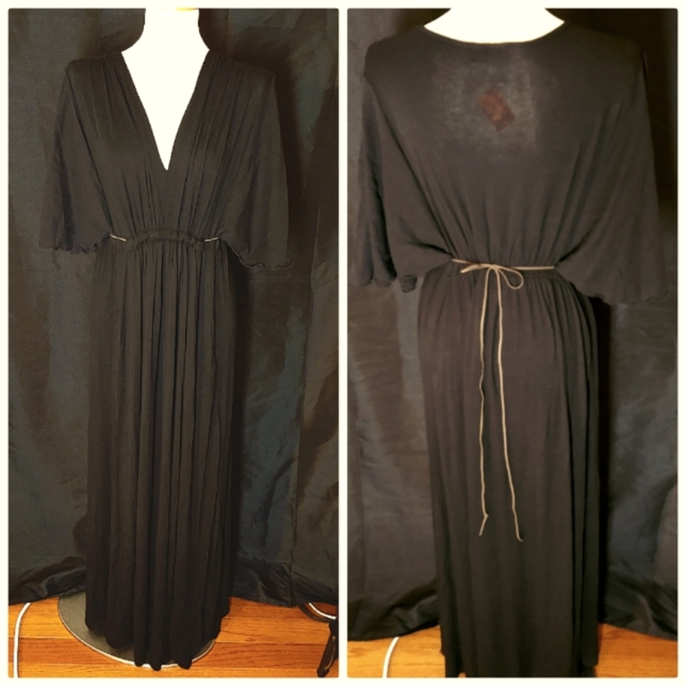 M) Woo. California Maxi Dress